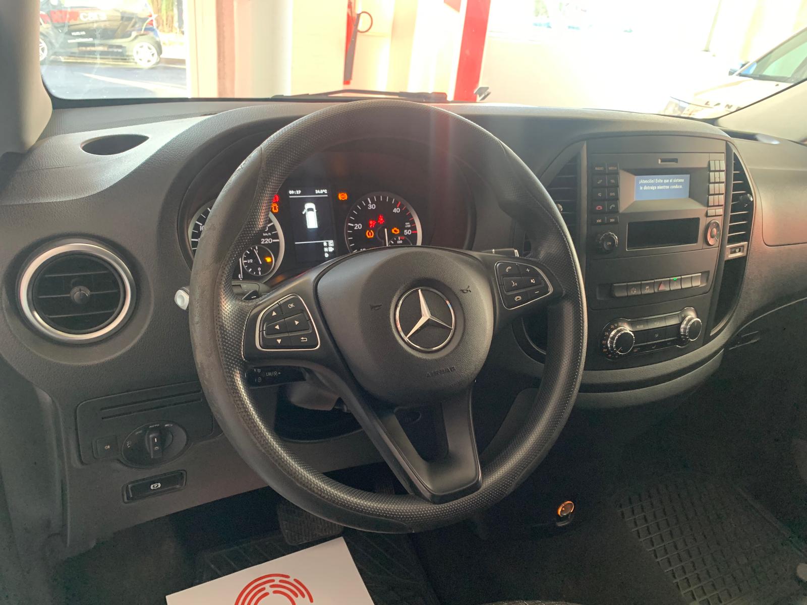 MERCEDES VITO TOURER 114D EXTRA LARGA