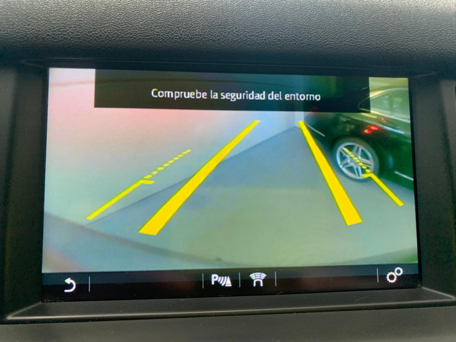 LAND ROVER DISCOVERY SPORT HSE LUXURY