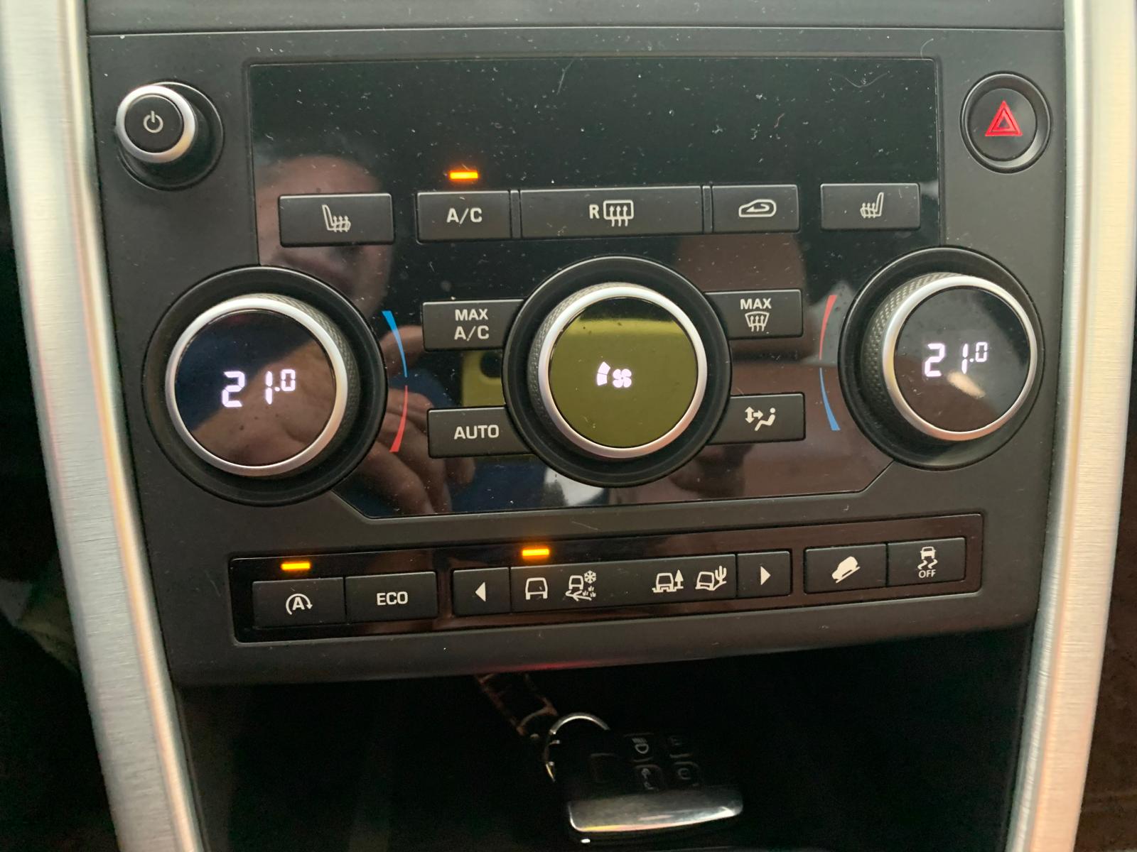 LAND ROVER DISCOVERY SPORT HSE LUXURY